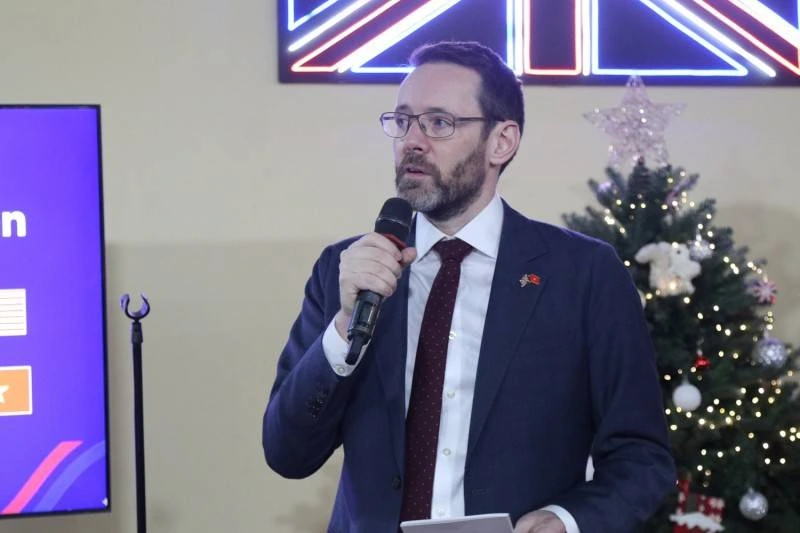 Dai su vuong quoc anh ky ket hiep dinh cptpp voi vietnam