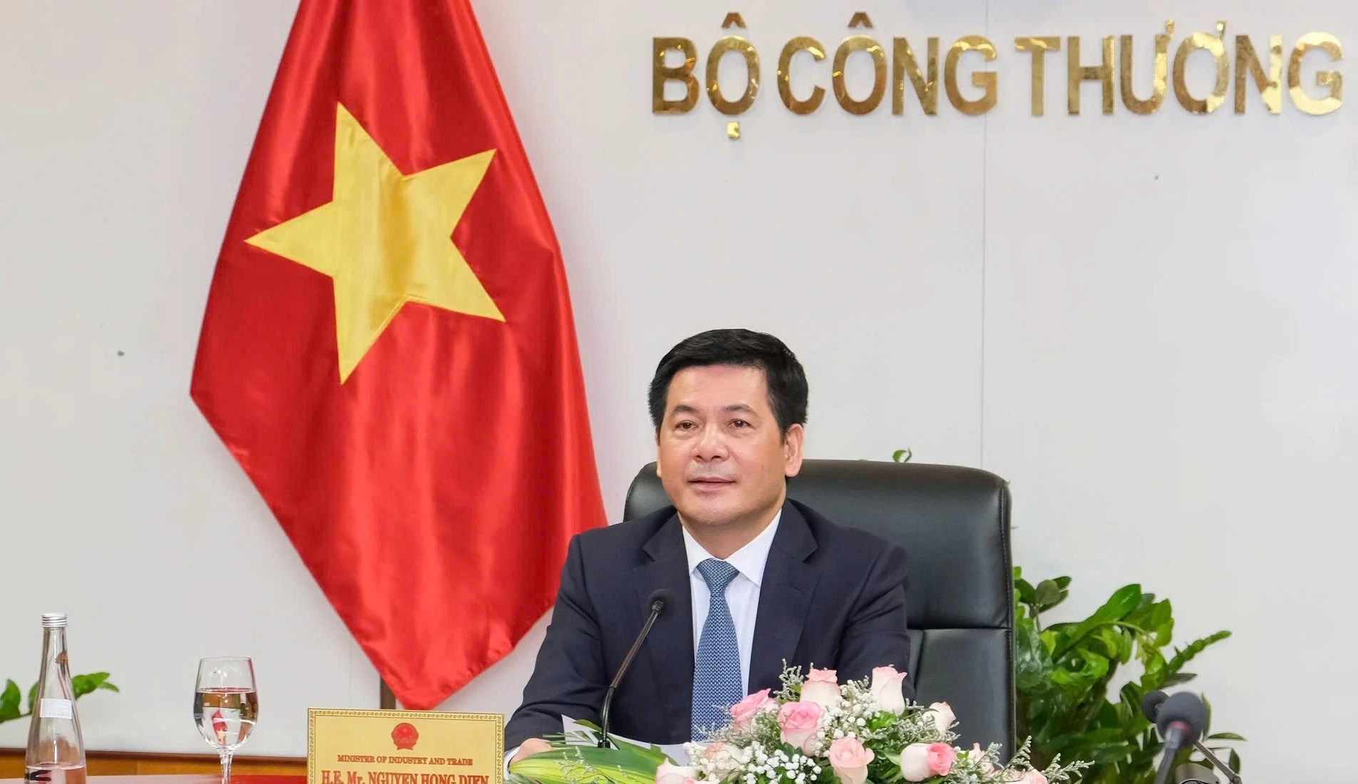  Head-of-negotiation-delegation-Nguyen-Hong-Dien.