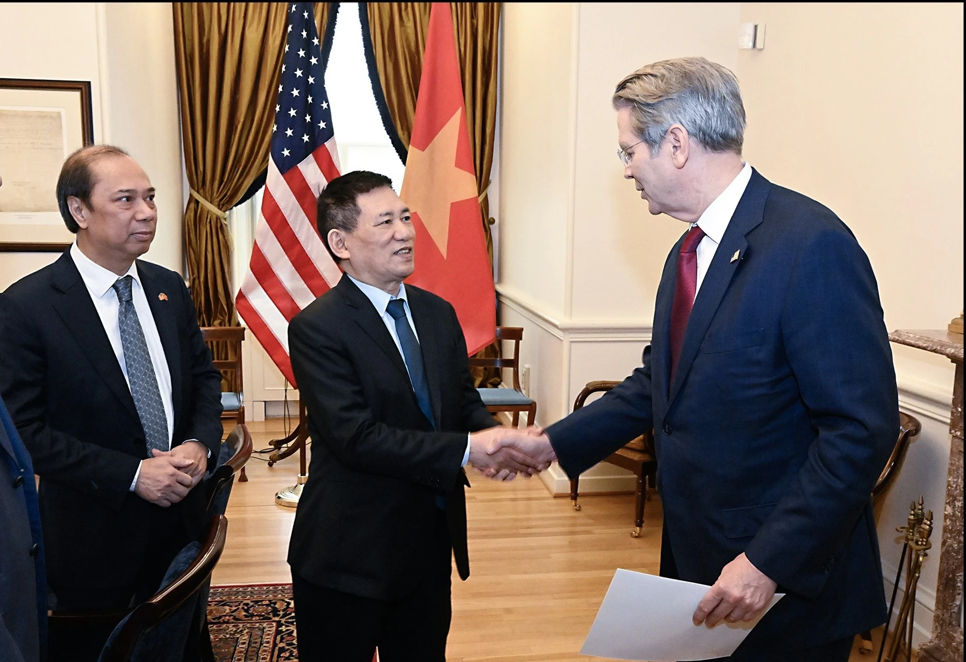 US Treasury Secretary leads trade negotiation delegation with Vietnam